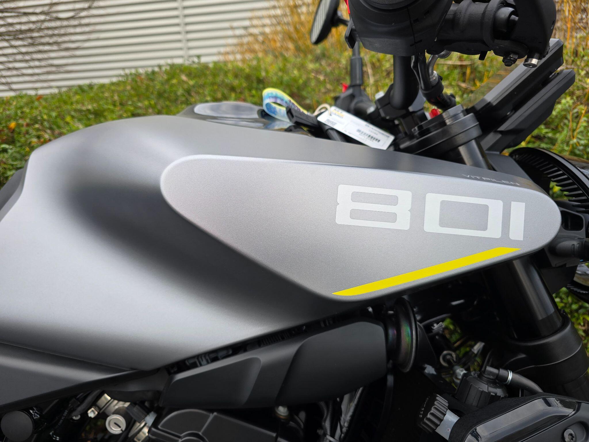 2025 25 Reg Husqvarna 801 520 X-Ring Euro 5